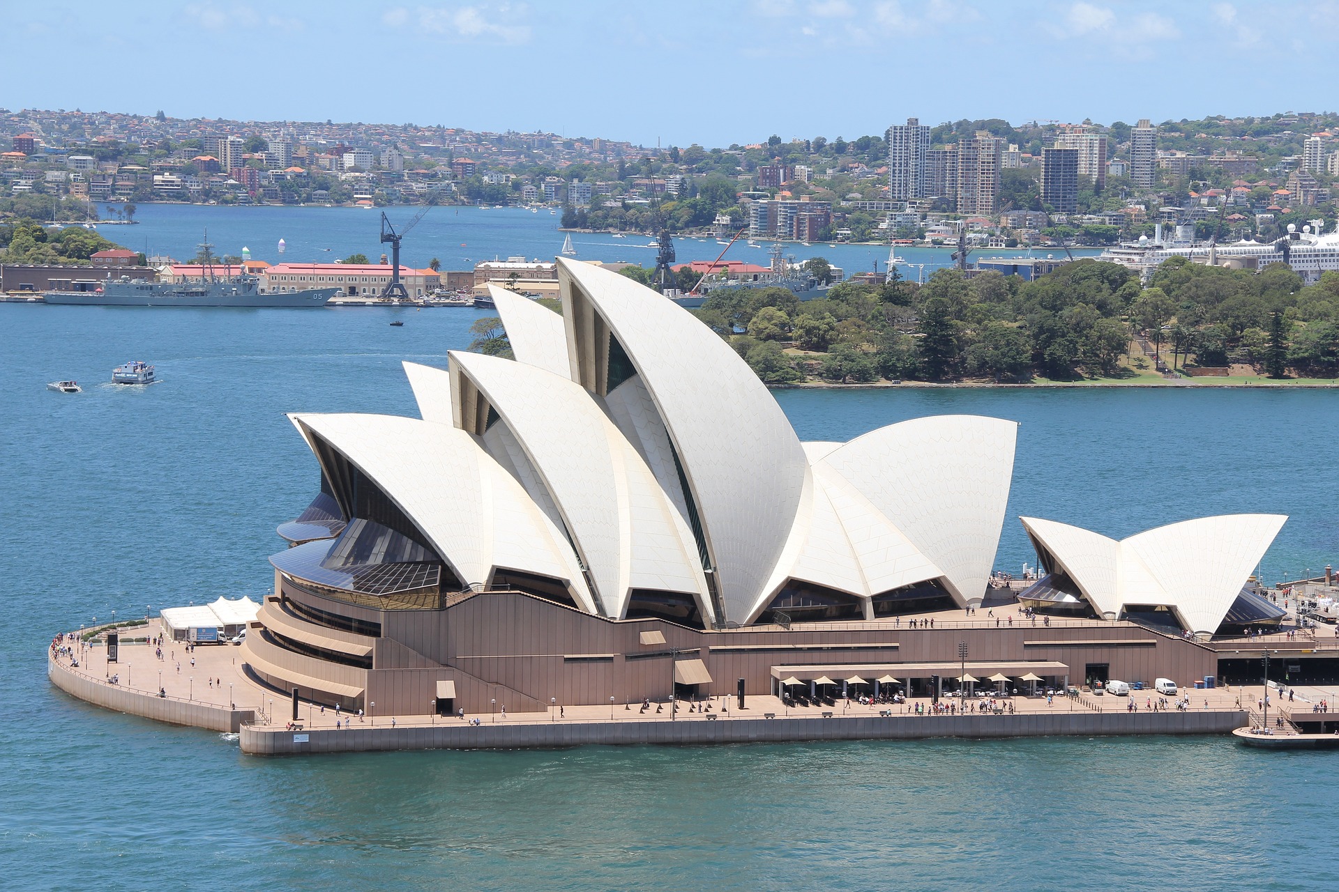 sydney-opera-719780_1920.jpg